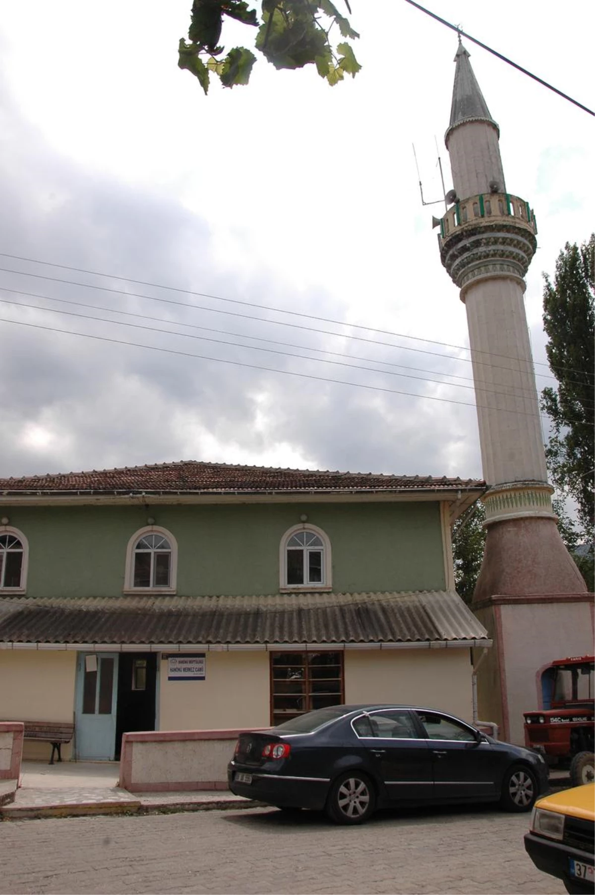 Merkez Camii Yeniden Yapılıyor