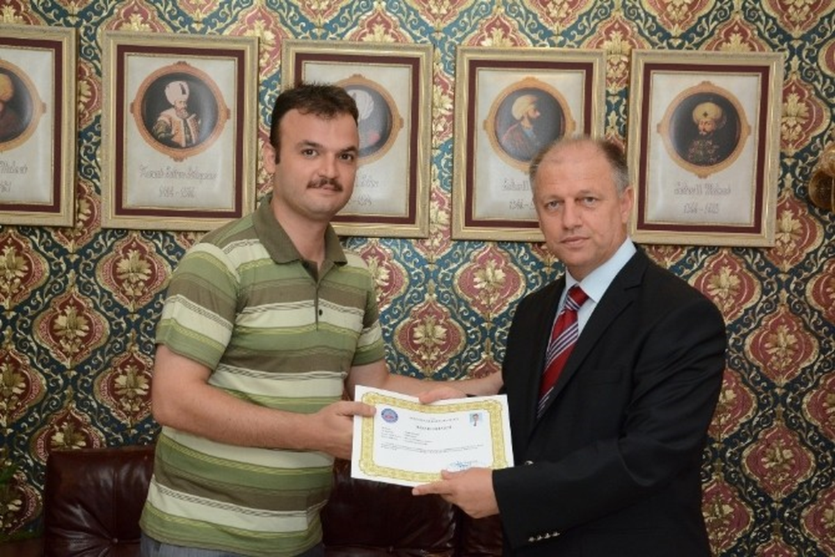 Manisalı İmamlara Teşekkür Belgesi Verildi