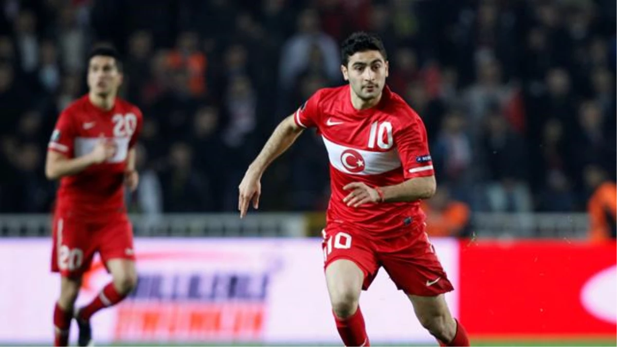 Trabzonspor, Mehmet Ekici ile Anlaştı