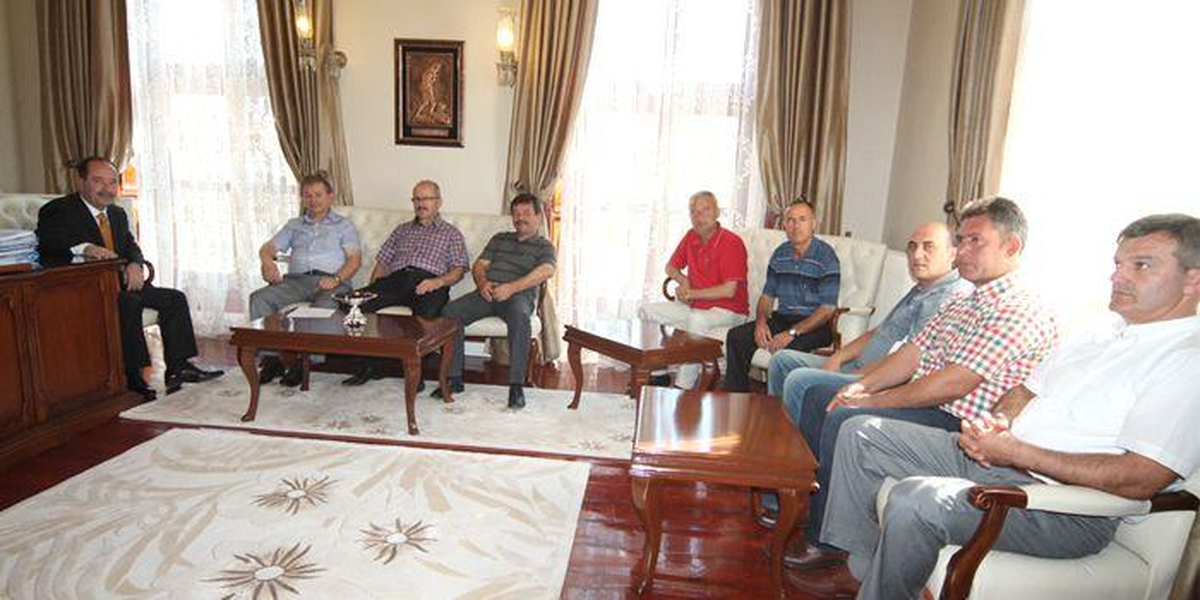 Tuncaspor Kulübü\'nden Edirne Belediye Başkanı Gürkan\'a Ziyaret