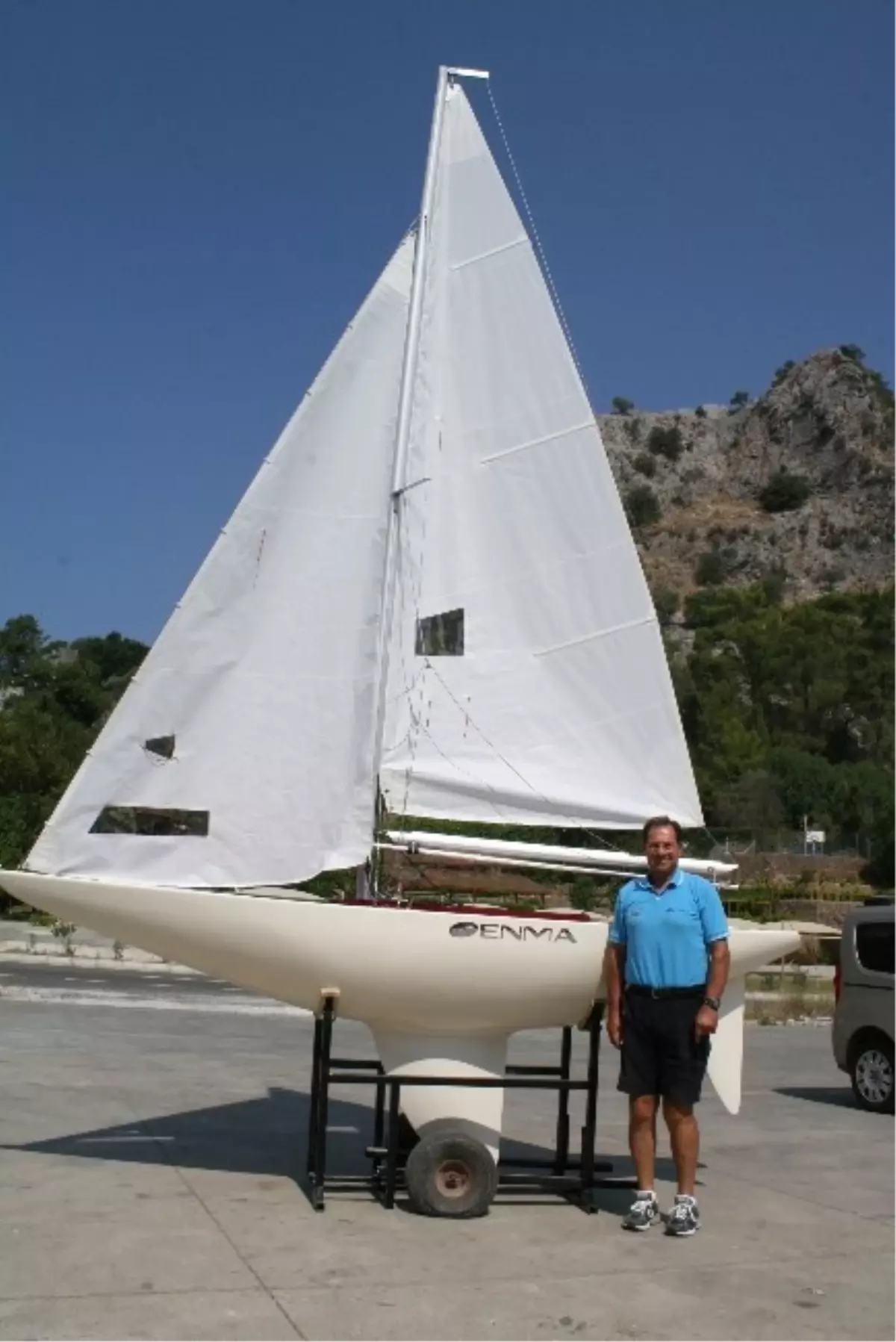 Türkiye\'nin İlk Paralimpik Yelkenlisi Marmaris\'te Üretildi