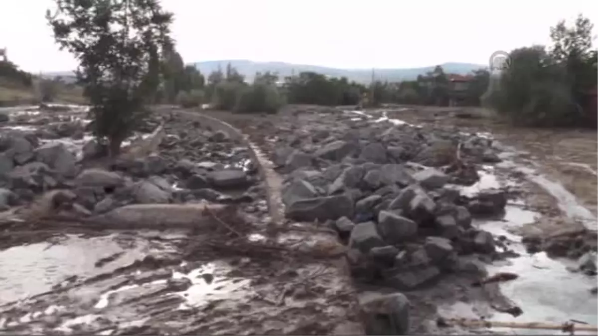 Dün gece etkili olan sağanak yağış, Balışeyh ilçesinde hasara yol açtı -