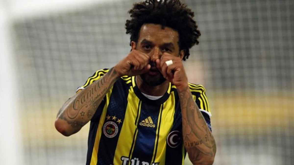 Fenerbahçe\'de Cristian Baroni\'nin Sözleşmesi Feshedildi