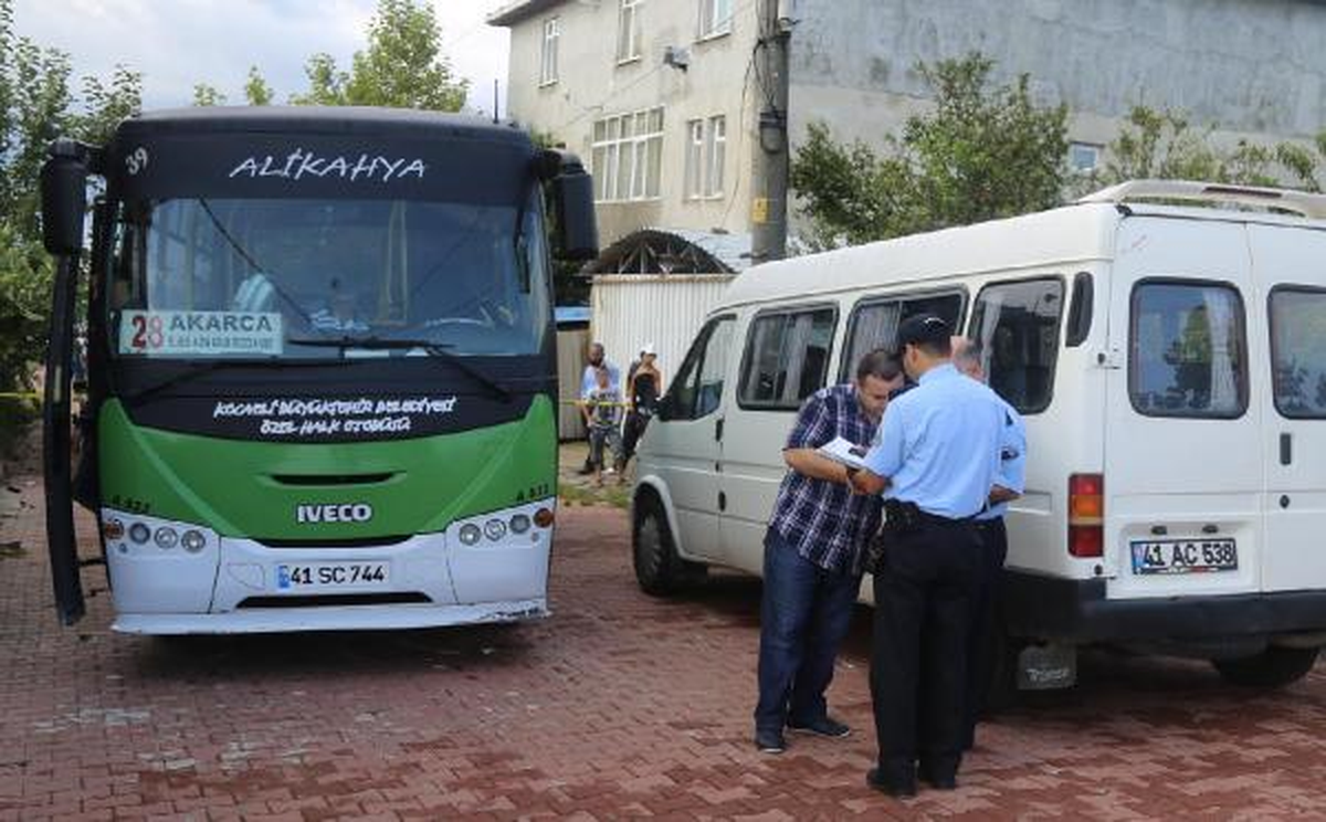 Halk Otobüsü Şoförü, Minibüs Şoförünü Tabanca ile Öldürdü