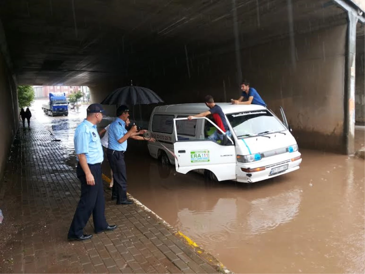 Kartepe Zabıtası Yardıma Koştu