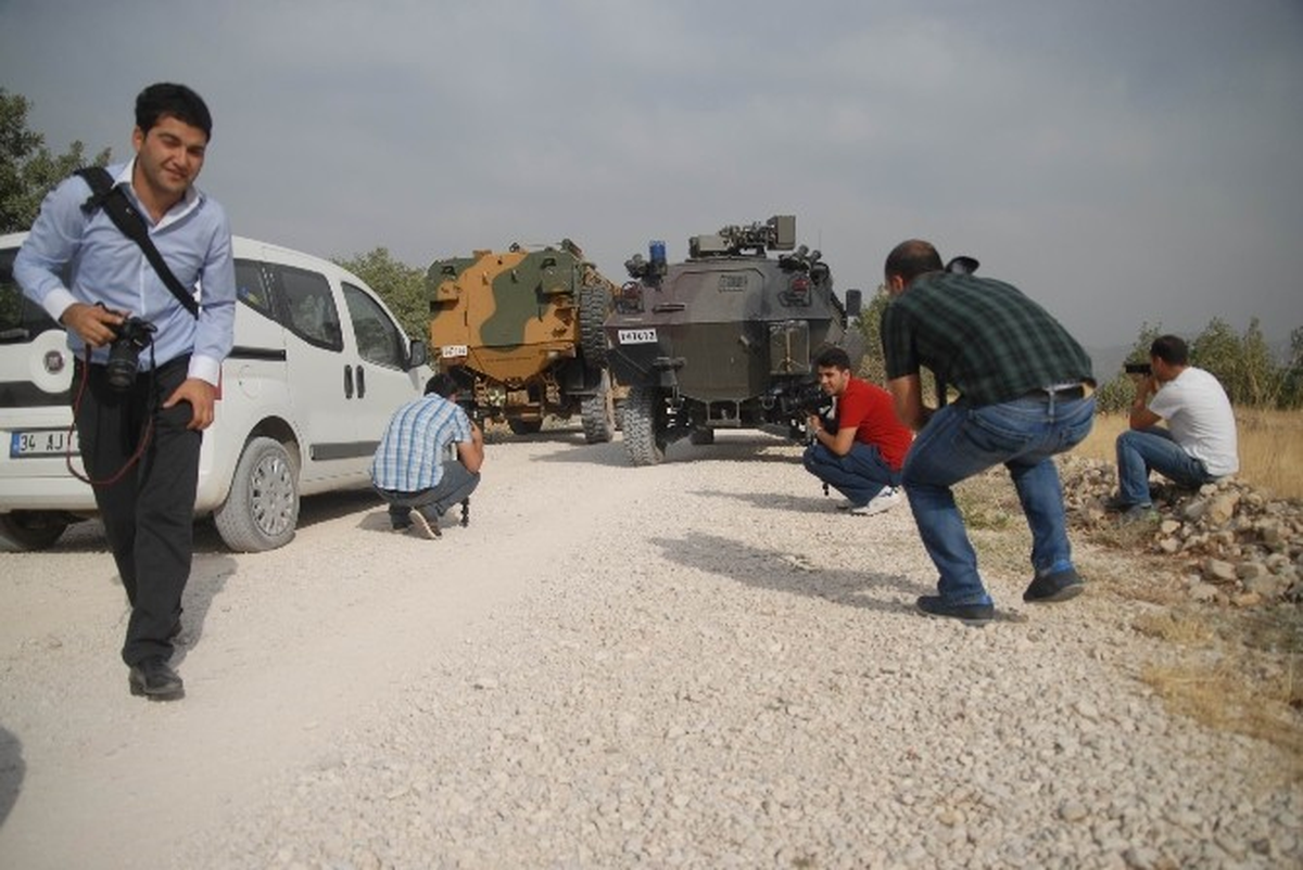 Lice\'deki Heykel Gerginliği