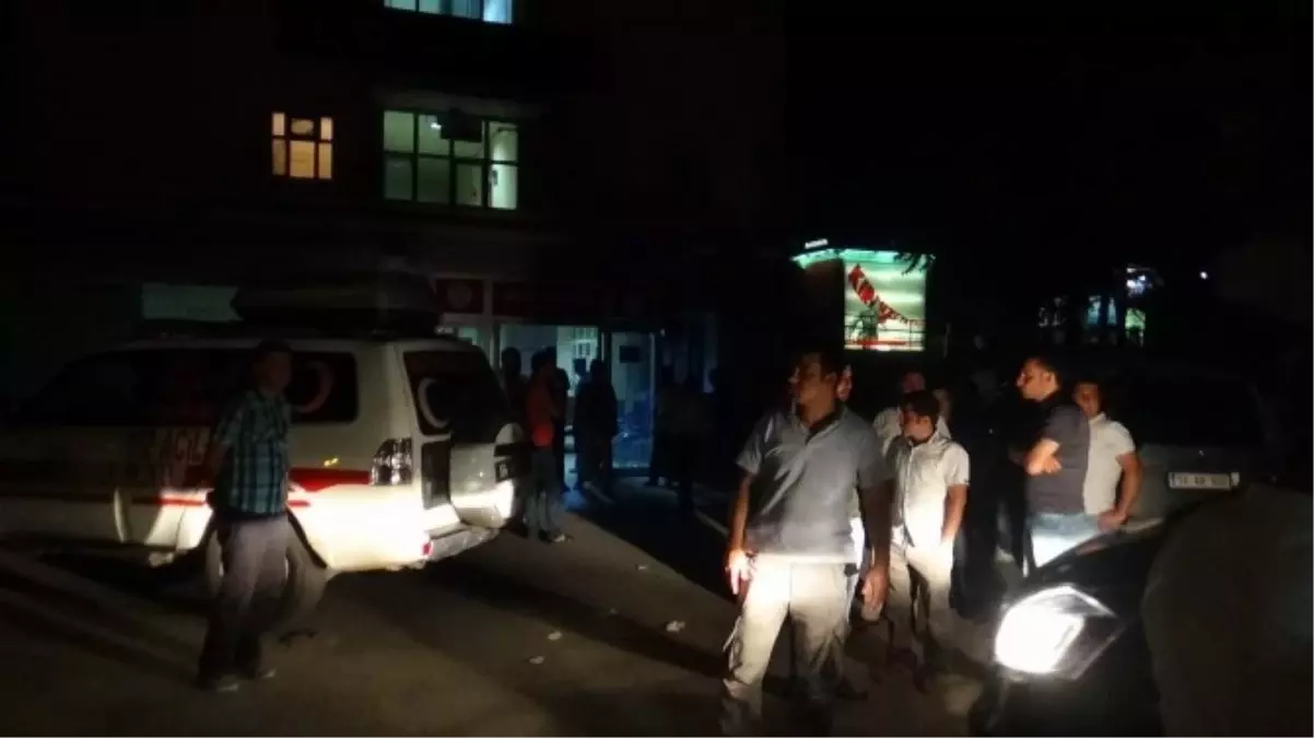 Siirt\'te Bıçaklı ve Silahlı Kavga: 6 Yaralı