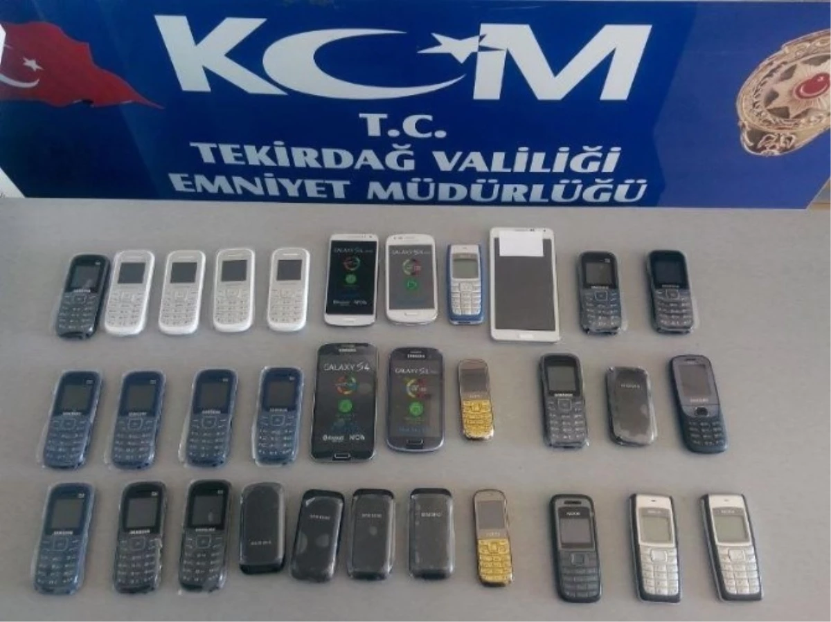 Tekirdağ\'da 41 Kaçak Telefon Ele Geçirildi