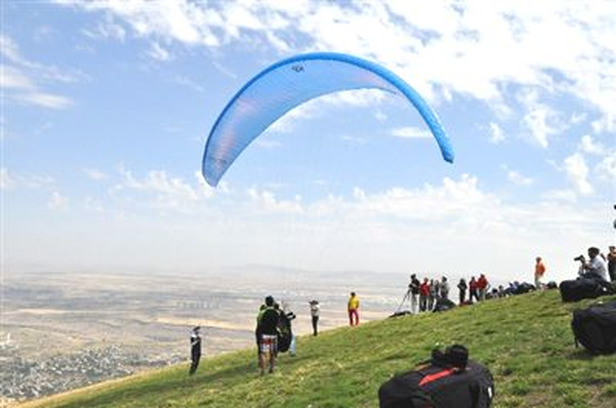 Uluslararası Ali Dağı Yamaç Paraşütü Yarışması