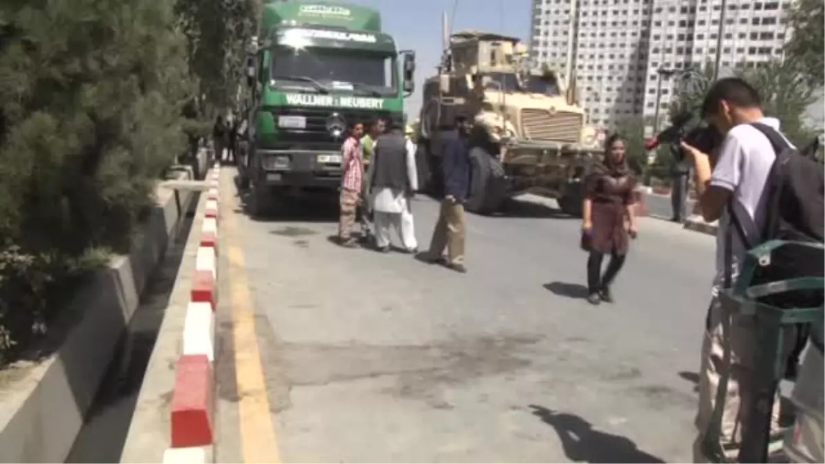 Afganistan\'da Bir Yabancı Asker Bıçaklı Saldırıda Hayatını Kaybetti