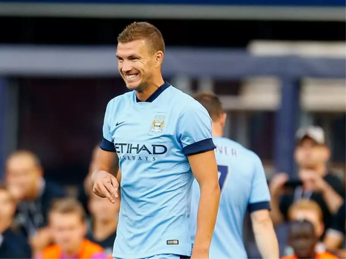 Dzeko İmzayı Attı!