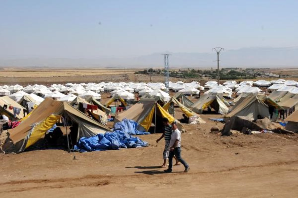 Ezidilerin, Rojava\'daki Kamplarda Zorlu Yaşamı