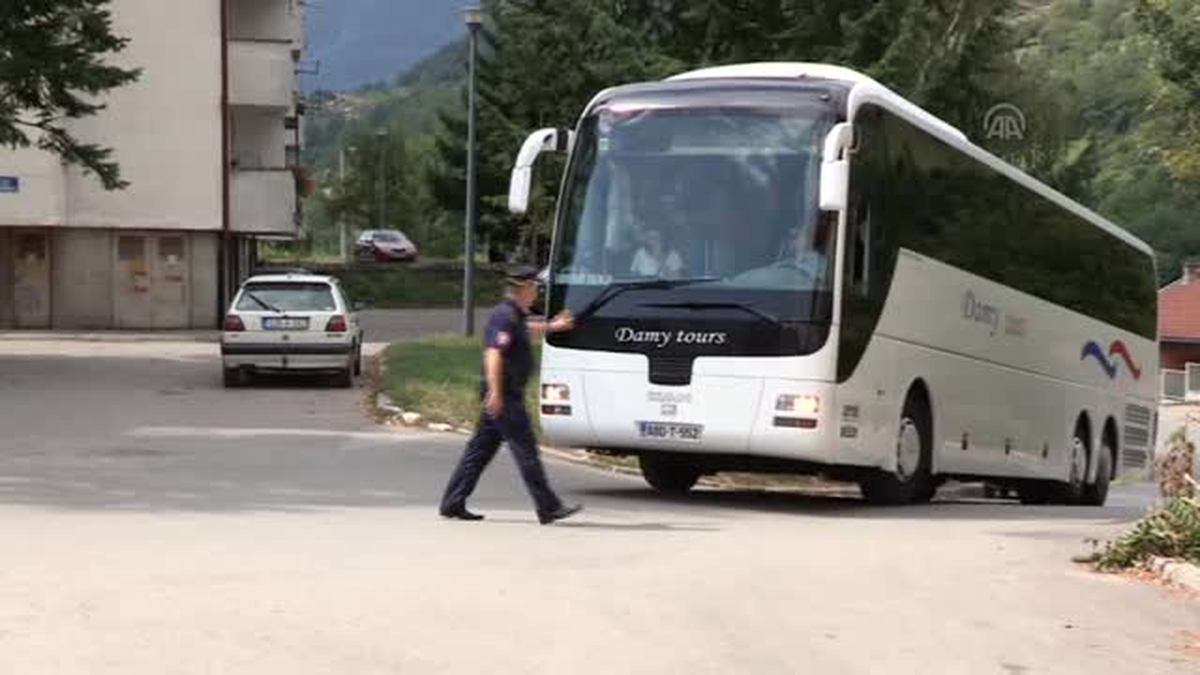 Foça\'da katledilen Boşnaklar anıldı