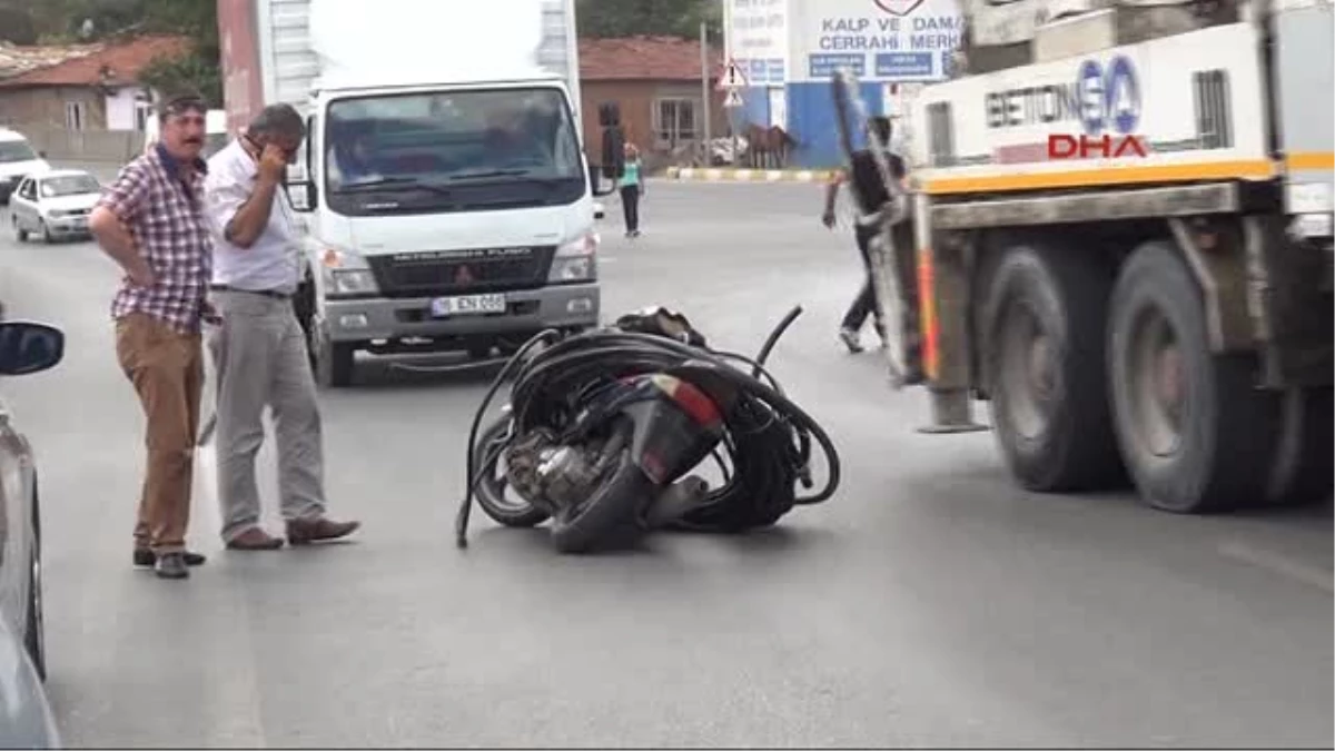 Kablo Çaldı, Motosikletle Kaçaren Yakalandı