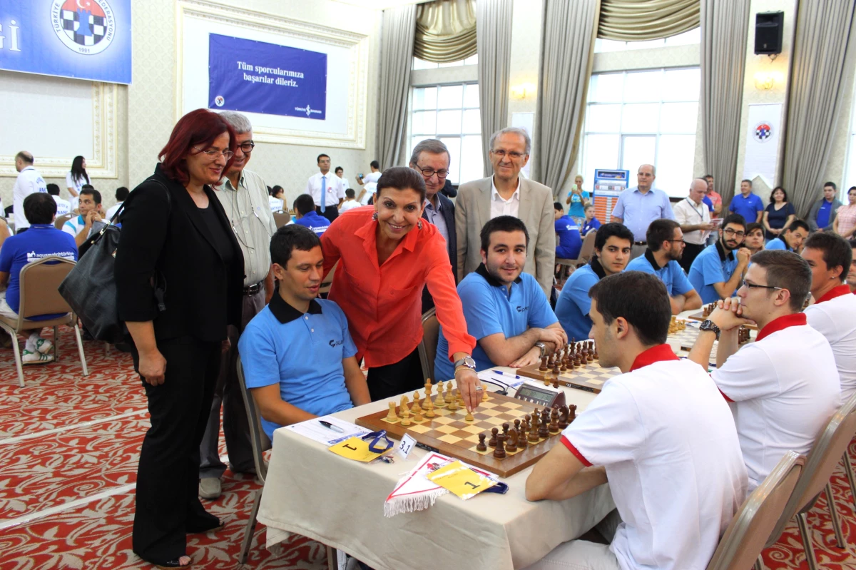 Türkiye İş Bankası Süper Satranç Liginde İkinci Tur Geride Kaldı