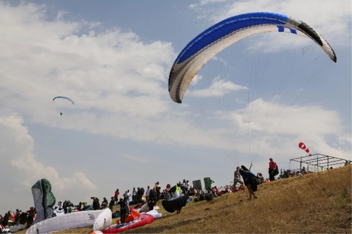 Yamaç Paraşütünde İlk Gün Heyecanı