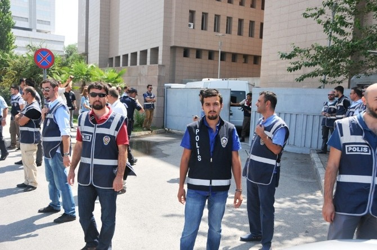 12 Memur Tutuklanma Talebiyle Mahkemeye Sevk Edildi