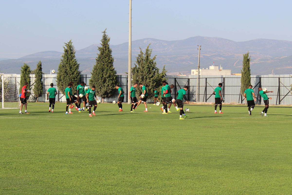Akhisar Belediyespor\'da Sezon Hazırlıkları