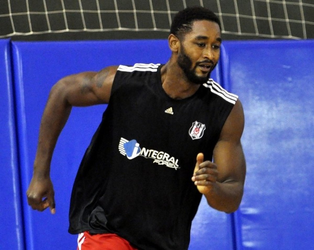 Armstrong: "Beşiktaş Kendi Seçimimdi"