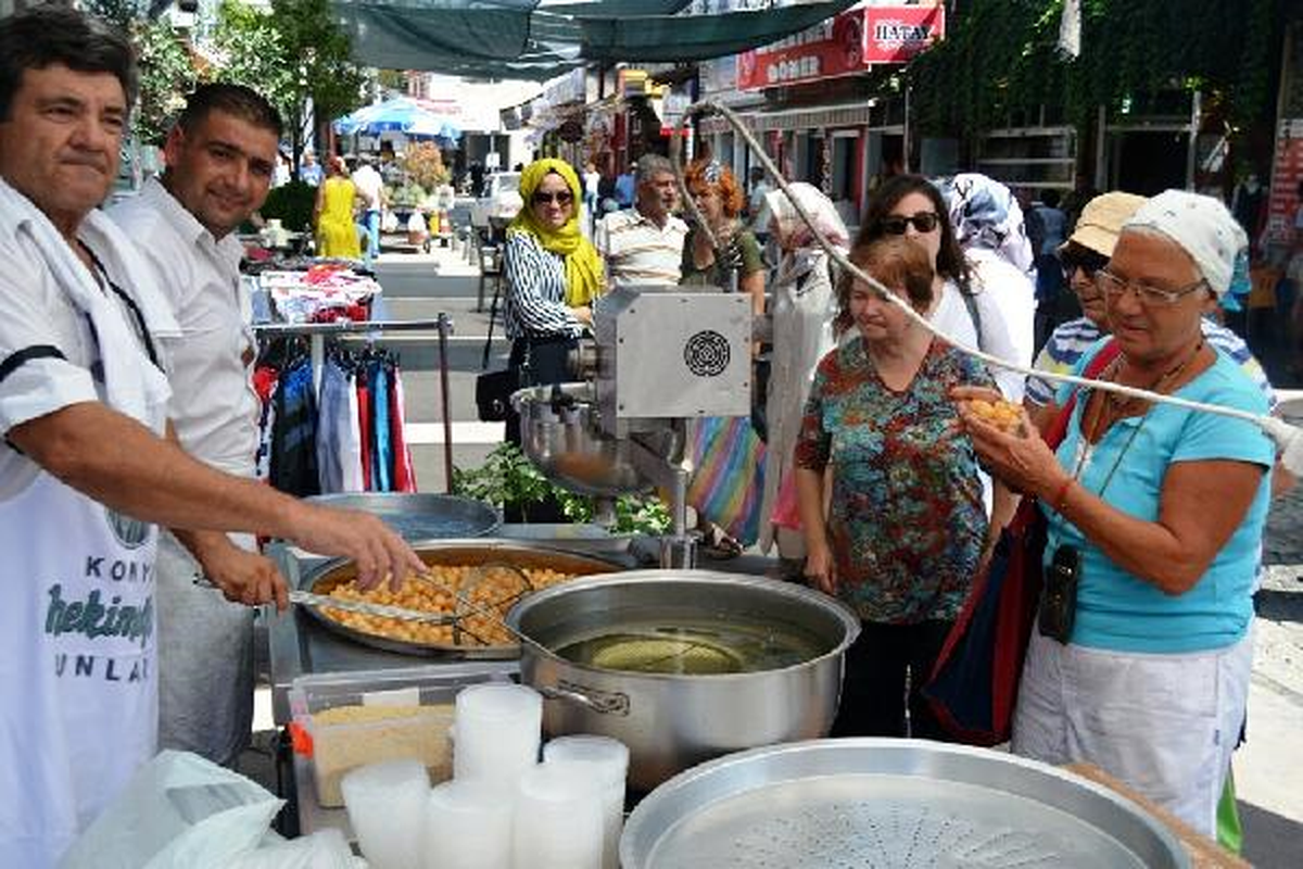 Ayvalık\'ta Seba İçin Lokma