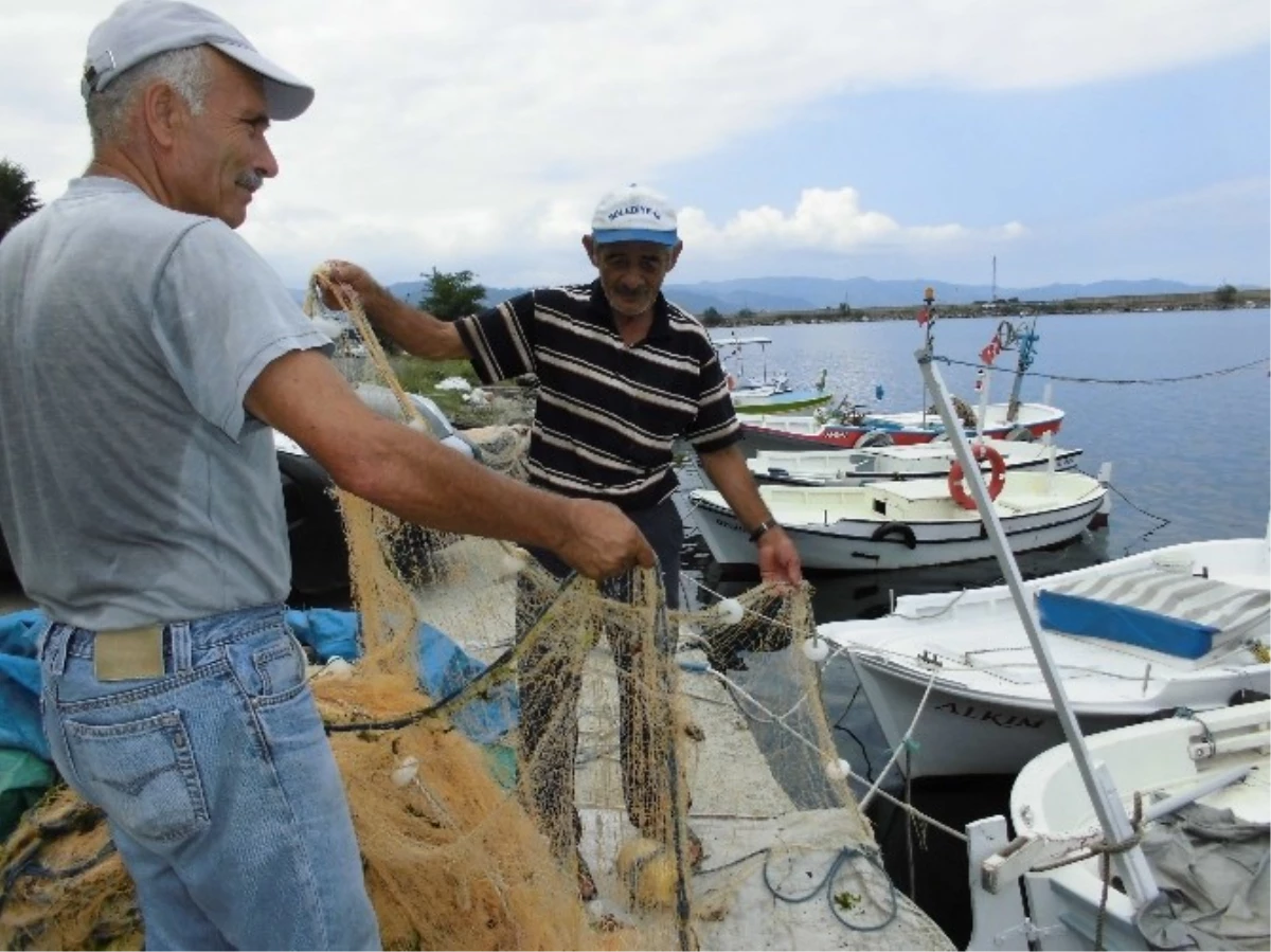 Balıkçılar Yeni Sezona Hazırlanıyor
