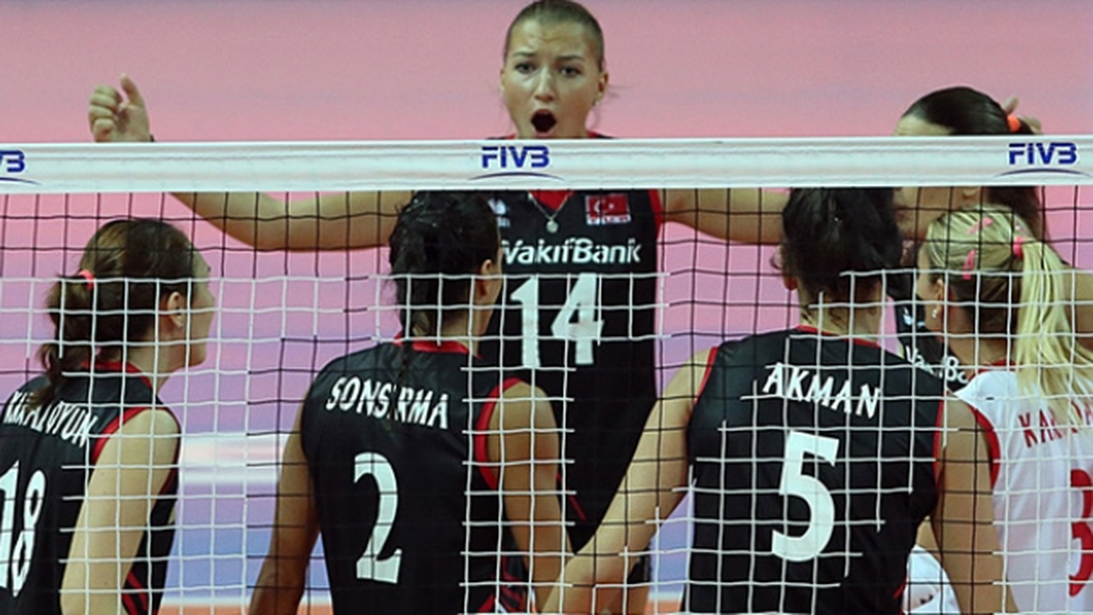 Brezilya, Çin\'i 3-0 Mağlup Etti