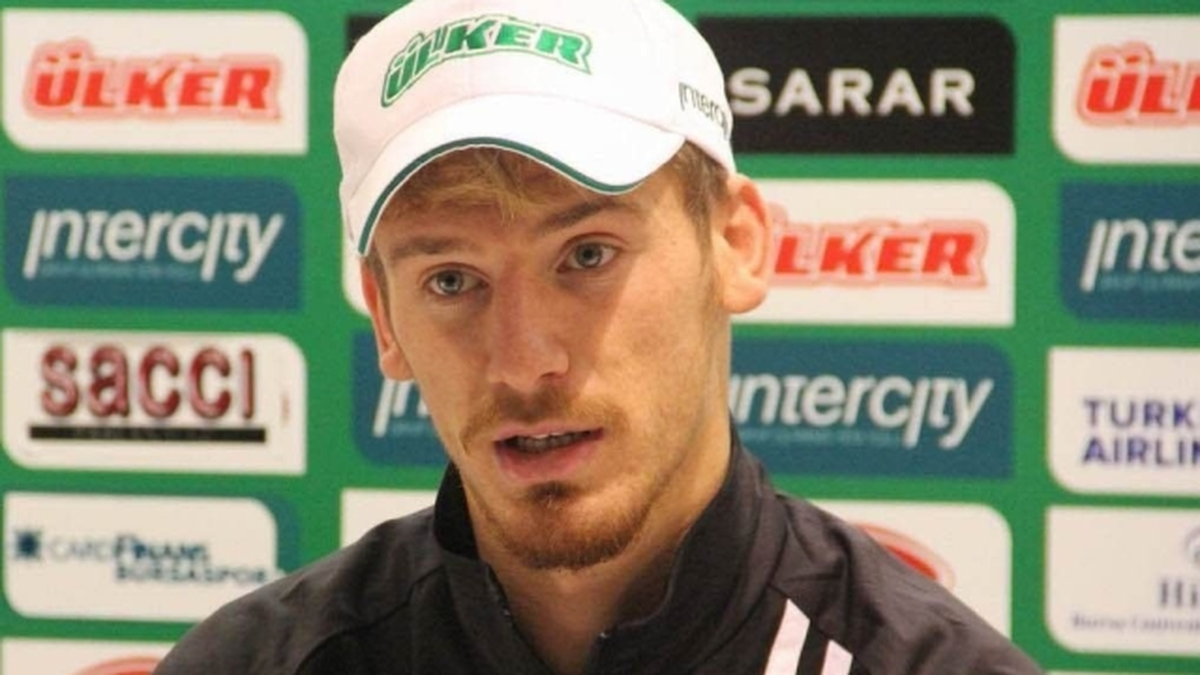Bursaspor\'da Serdar Aziz ve Traore Taraftarla Buluştu