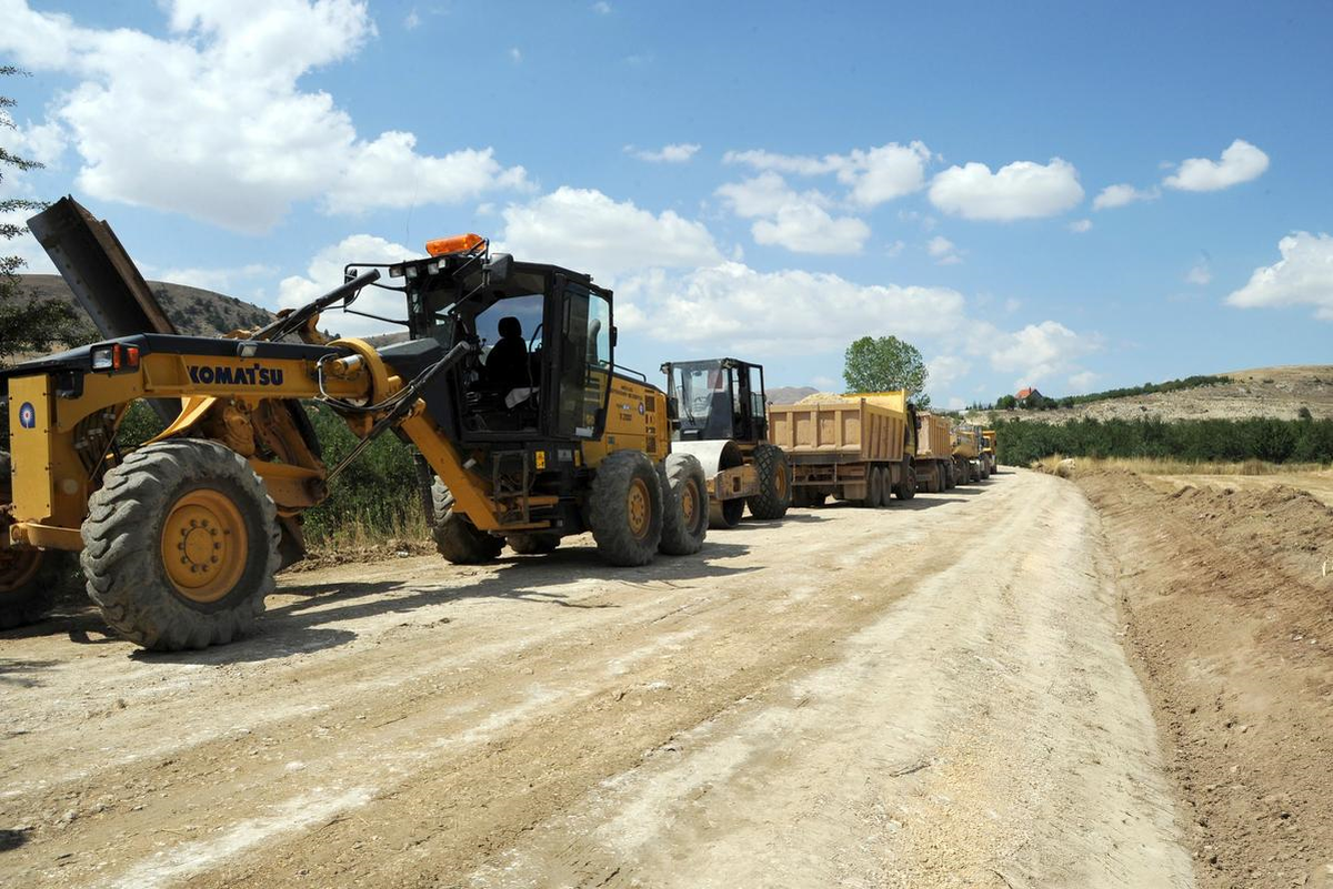 Antalya Büyükşehir\'den İlçelere 4 Ayda 20 Milyon Liralık Yatırım