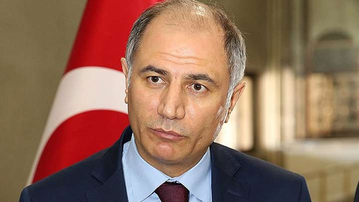 Efkan Ala: \'İkinci Yeni\'yi Yaşayacağız