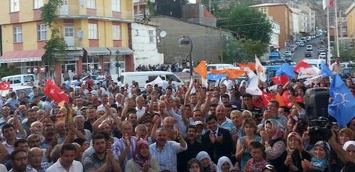 Konya\'da Davutoğlu İçin Özel Program