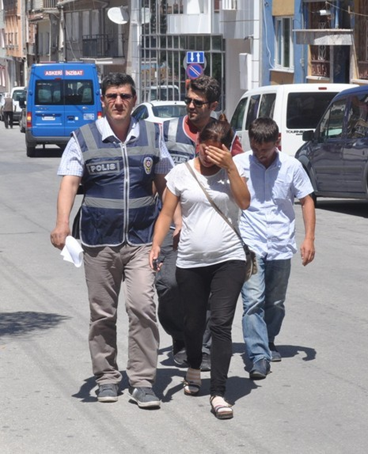 Profesyonel Kadın Hırsızlar Yakalandı