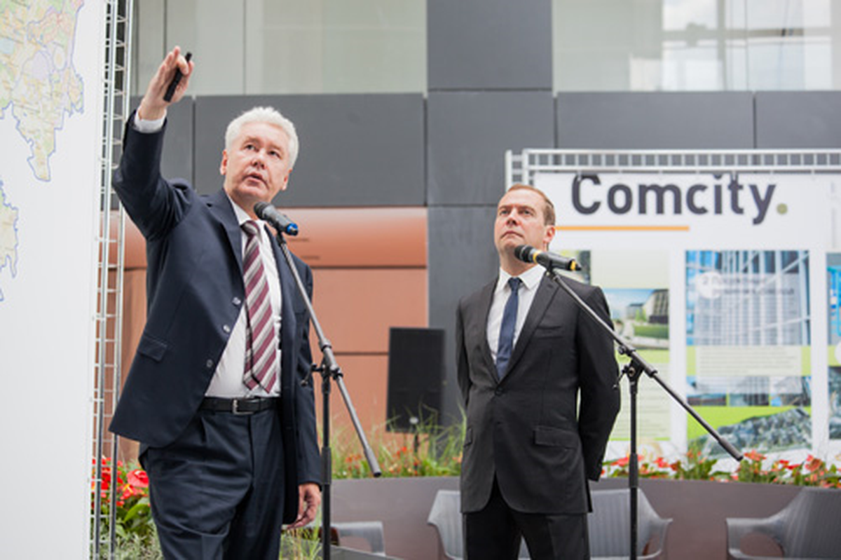 Rusya Başbakanı Medvedev Rönesans\'ın Moskova\'daki 1.3 Milyar Dolarlık Comcity Projesini Ziyaret Etti