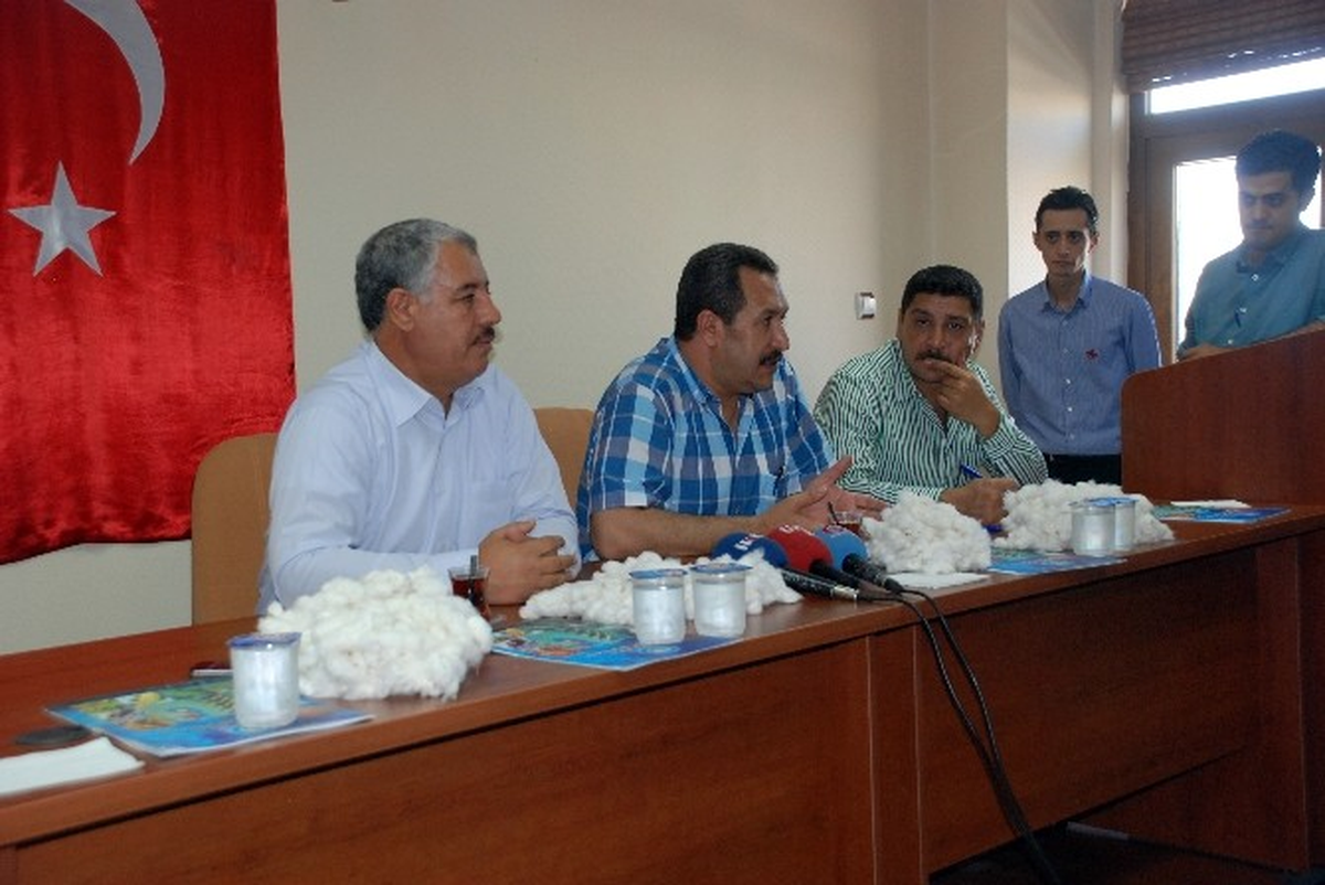 Şanlıurfa\'da Yılın İlk Pamuğu Satıldı
