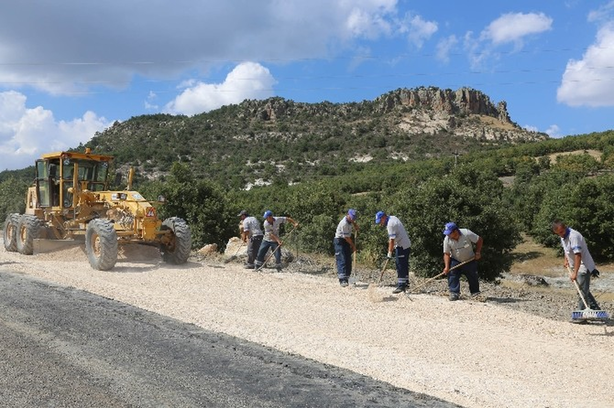 Turistik Bölge Yazılıkaya Yollarında Onarım Çalışması