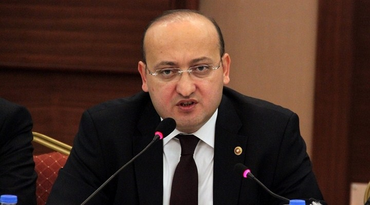 Akdoğan: Uzaydan Kimse Gelmeyecek