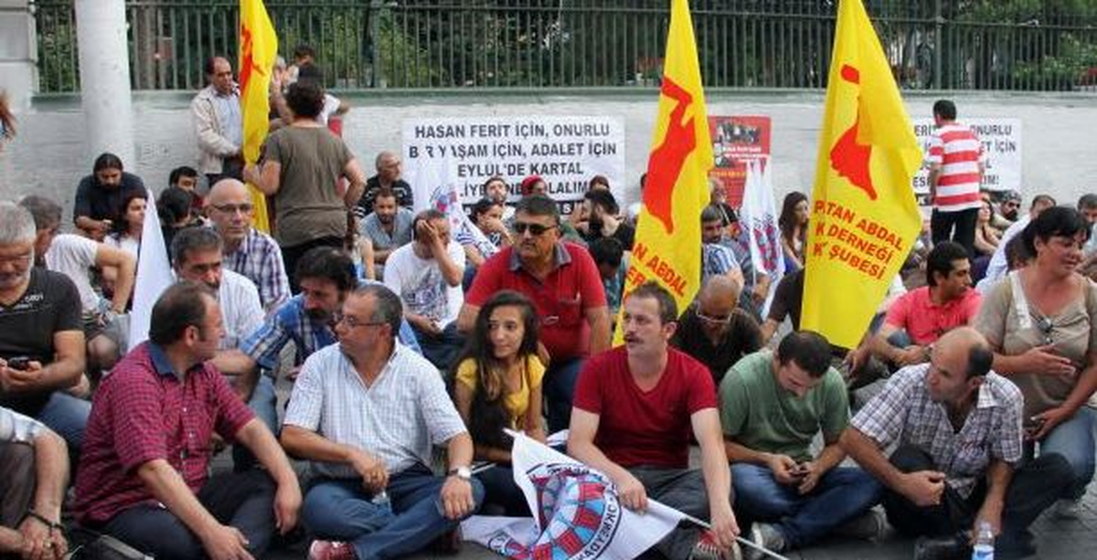 Alevi Dernekleri IŞİD\'i Protesto Etti