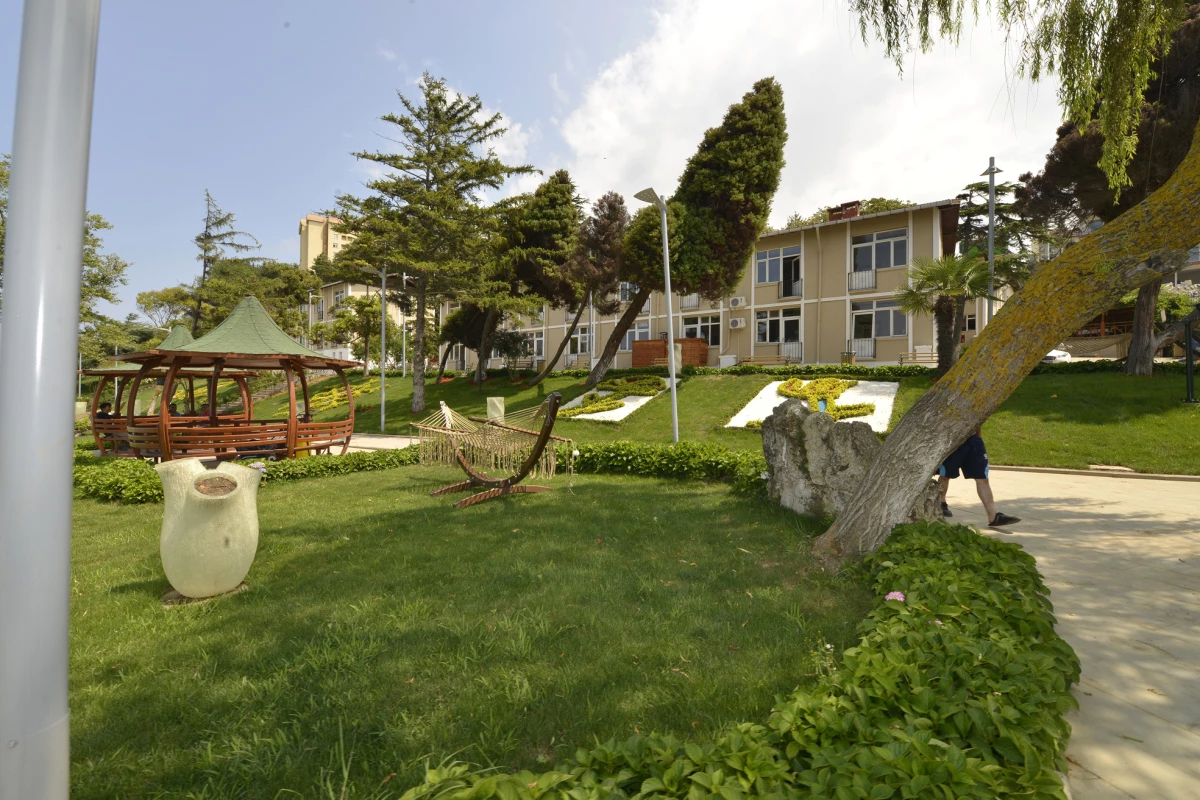 Ankara Büyükşehir Belediyesinin Akçakoca\'daki Tatil Kampı Açılacak