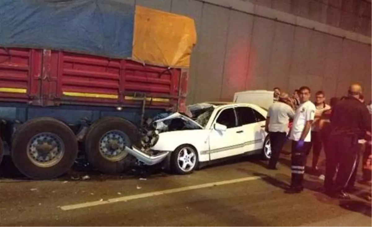 Ankara\'da Trafik Kazaları: 1 Ölü, 4 Yaralı