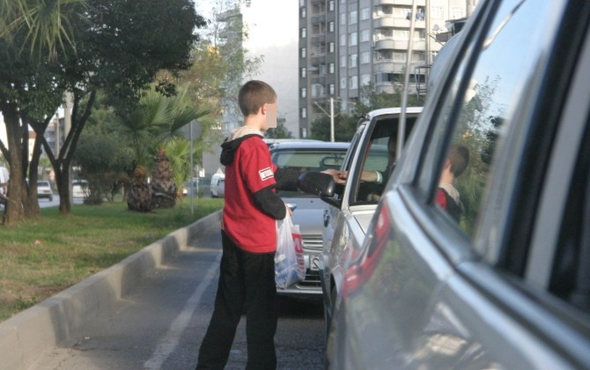 Aydın\'da Trafik Düzenini Bozan Çocuklar İçin Önlem Alınacak