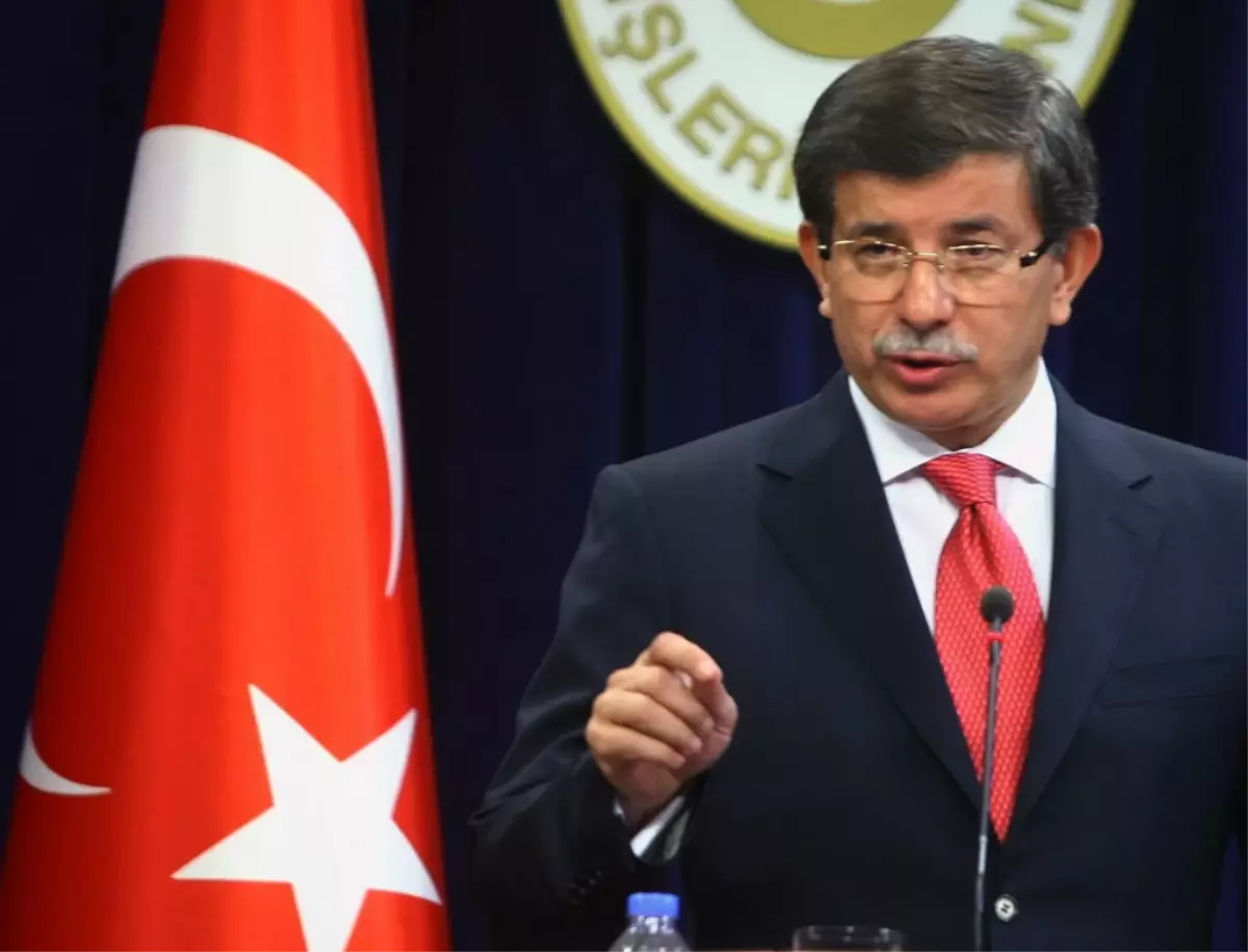 Davutoğlu\'nun AK Parti Genel Başkan Adayı Gösterilmesi