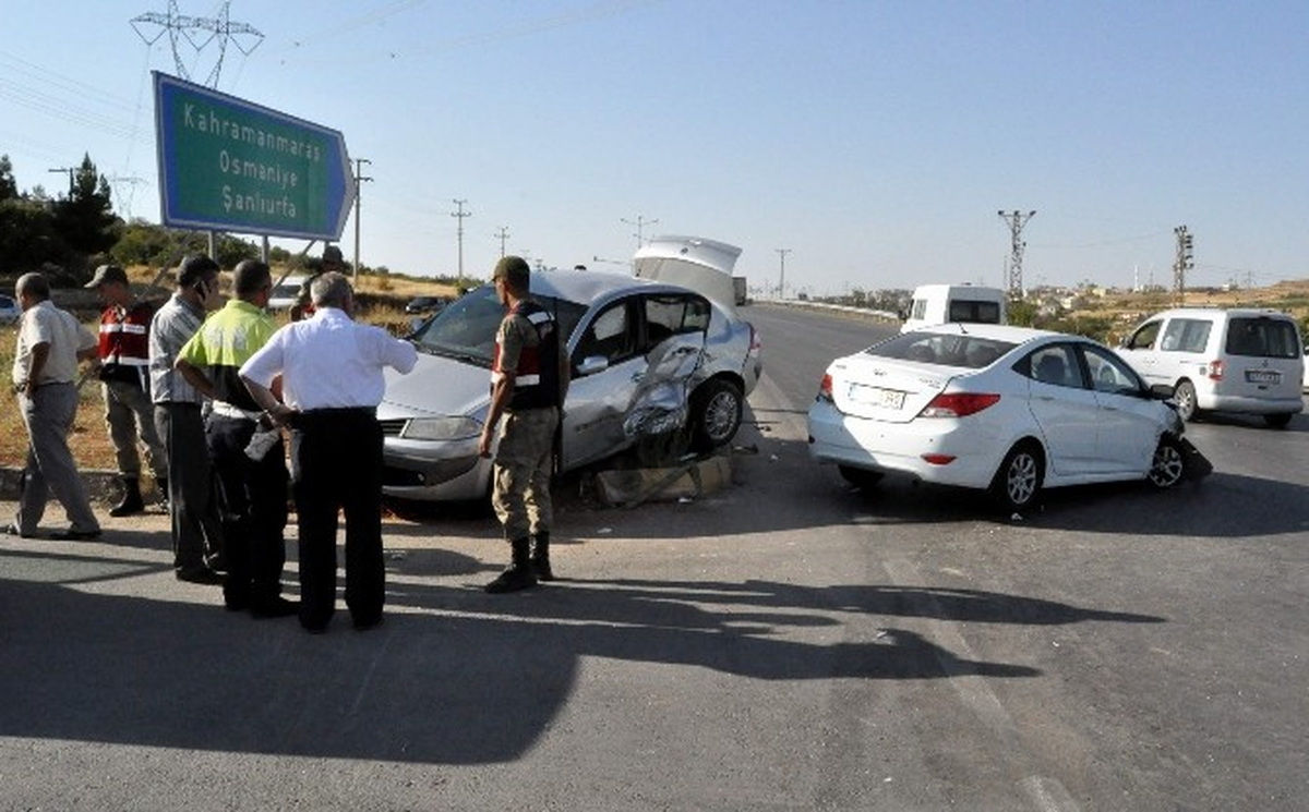 Gaziantep\'te Trafik Kazası: 2 Yaralı
