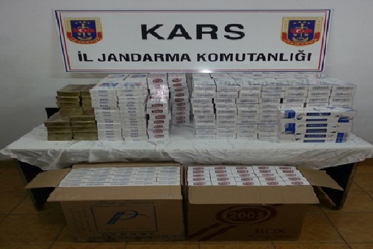 Kars\'ta 5 Bin Paket Kaçak Sigara Ele Geçirildi