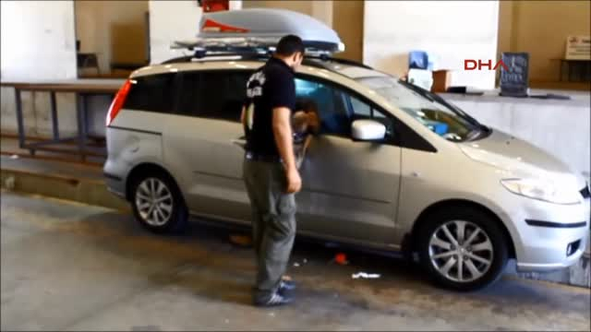 Otomobil Tabanından 21 Kilo Eroin Çıktı