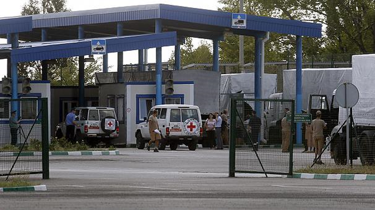 Rus Yardım Tırları Ukrayna Topraklarında İlerlemeye Başladı
