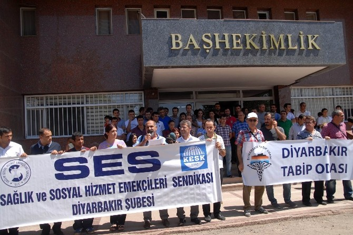 Sağlık Çalışanlarına Saldırı Protesto Edildi