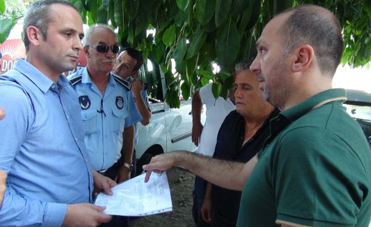 Tahliye Edilemeyen Otoparkın Yolu Kazıldı