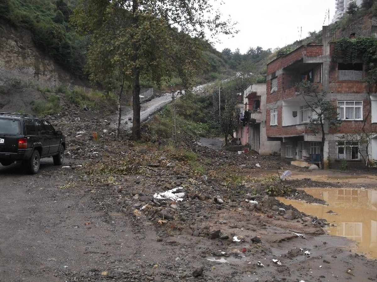 Trabzon\'da Meydana Gelen Su Baskınlarının Ardından