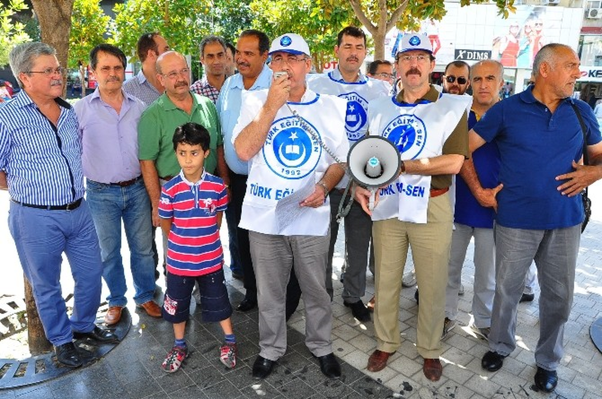 Türk Eğitim-Sen Yönetici Atama Yönetmeliğine Tepki Gösterdi