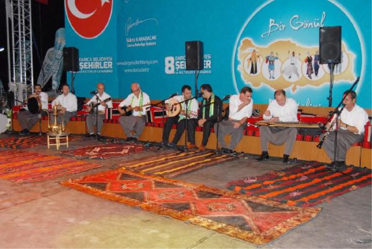 Türkiye\'nin En Uzun Festivalinde Urfalılar Gecesi
