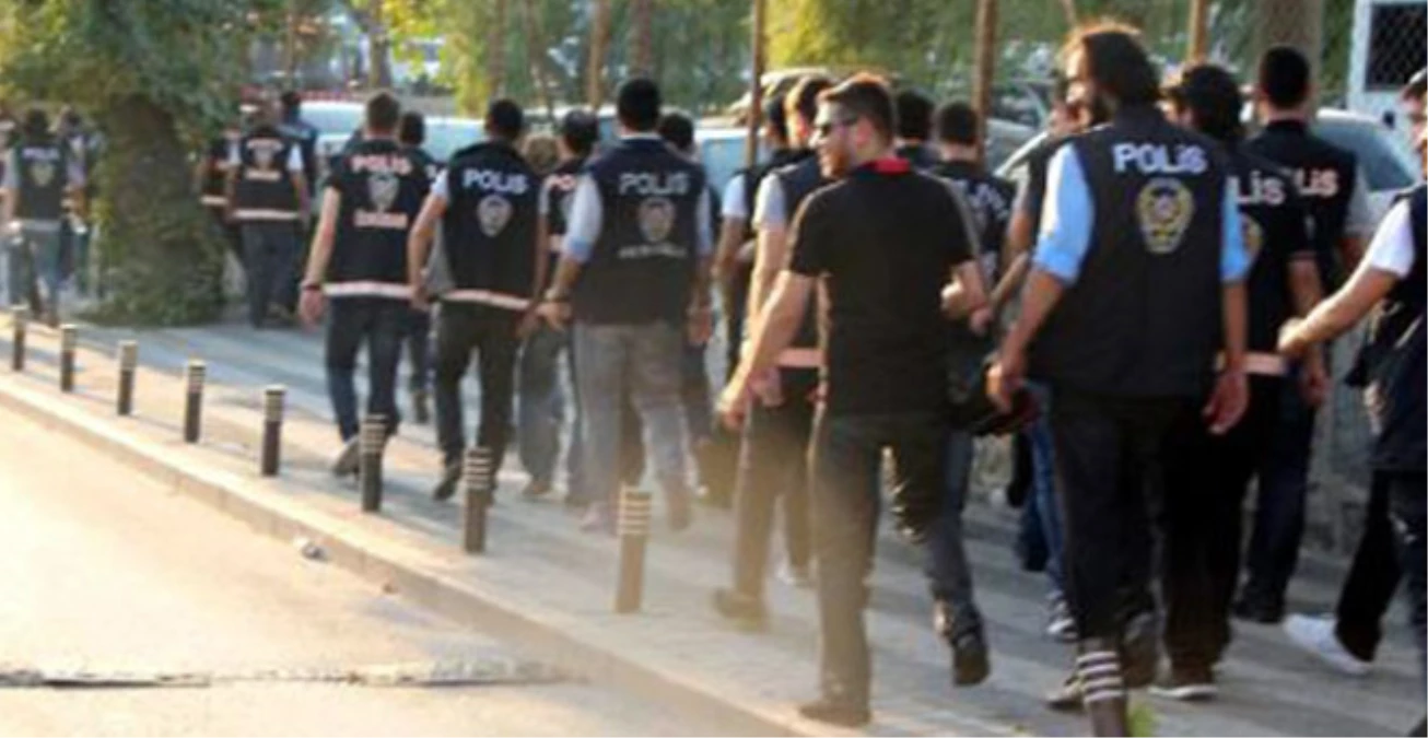 Üsküdar\'da 700 Polisle Asayiş Uygulaması